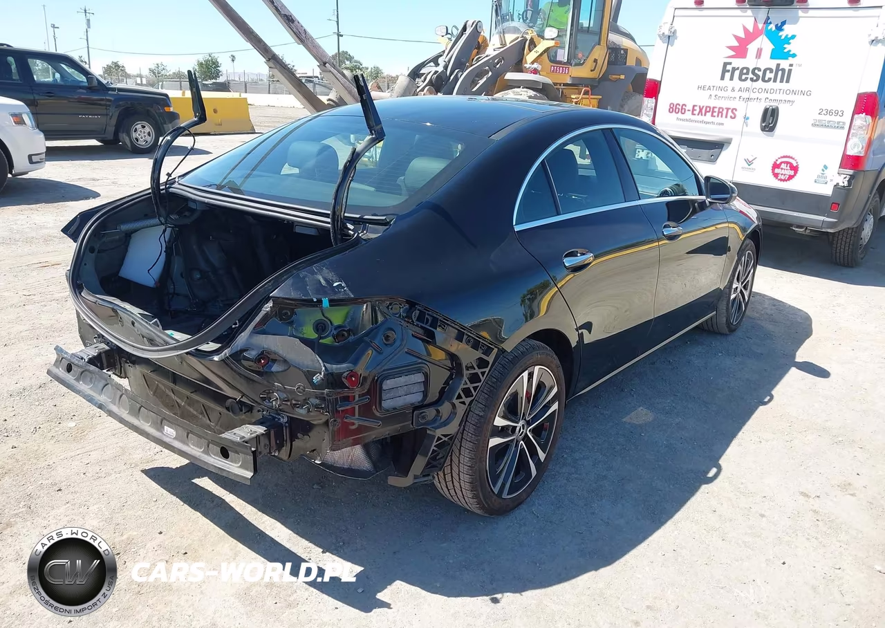 2025 Mercedes-Benz Cla 250 Coupe VIN:W1K5J4GB3SN522134 - 4