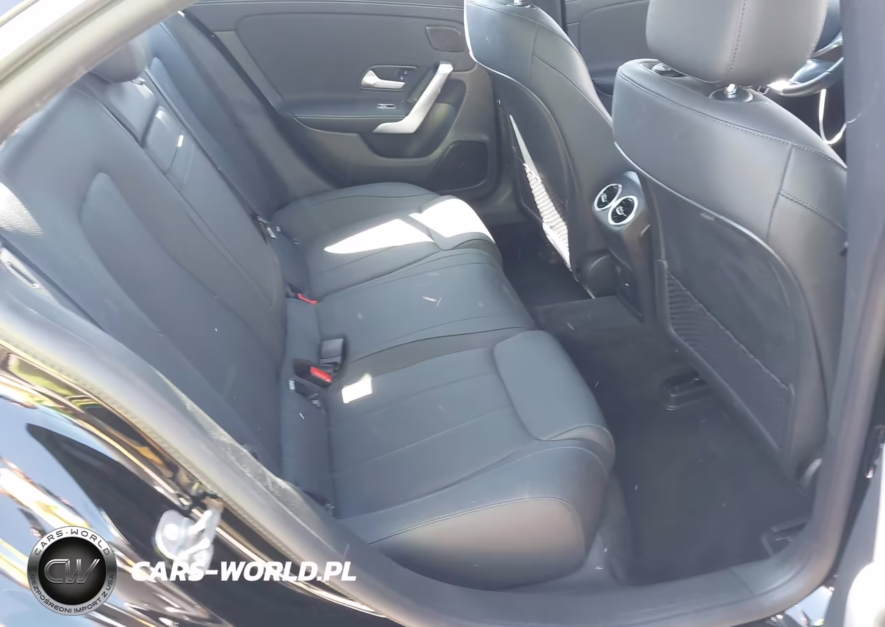 2025 Mercedes-Benz Cla 250 Coupe VIN:W1K5J4GB3SN522134 - 8