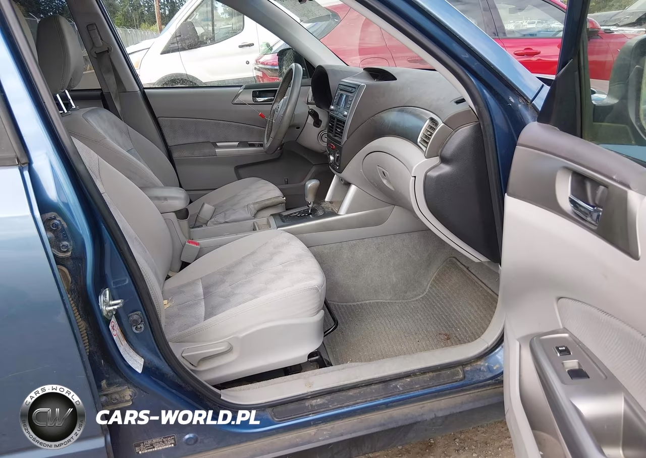 2010 Subaru Forester 2.5X Premium VIN:JF2SH6CC4AH785900 - 5
