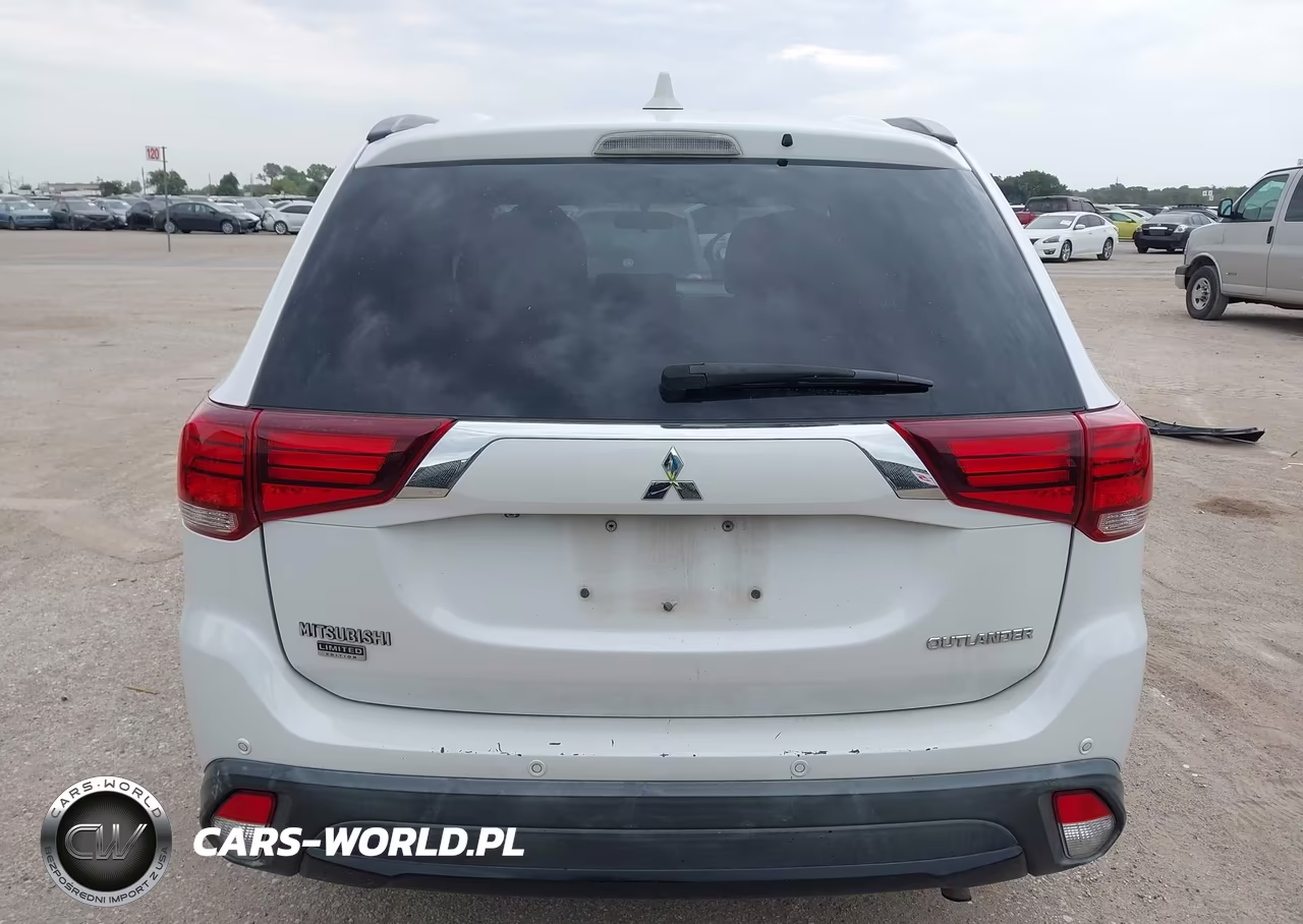 2018 Mitsubishi Outlander Le VIN:JA4AD3A36JZ021655 - 16