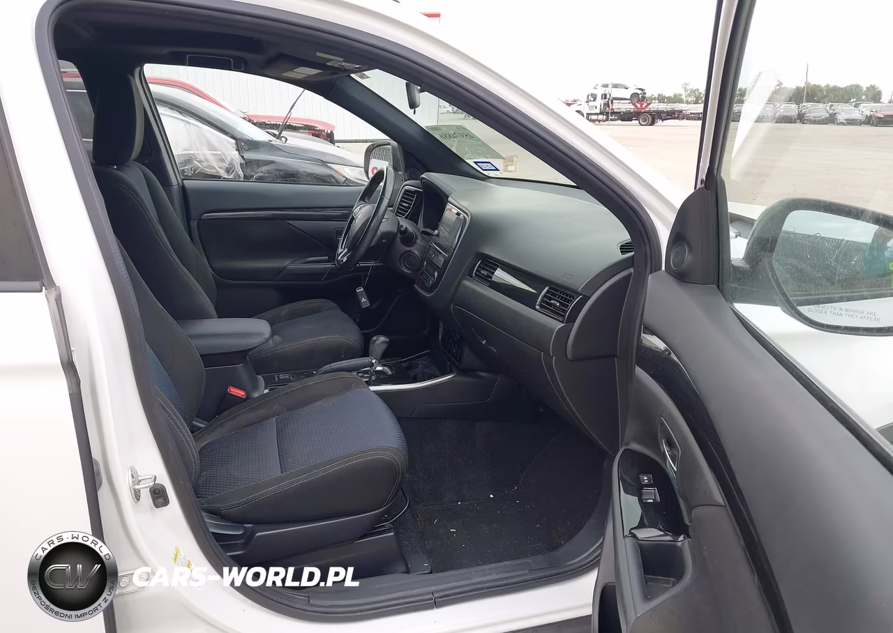 2018 Mitsubishi Outlander Le VIN:JA4AD3A36JZ021655 - 5