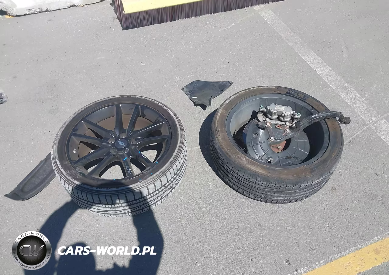 2023 Dodge Charger R-T VIN:2C3CDXCT2PH698119 - 12