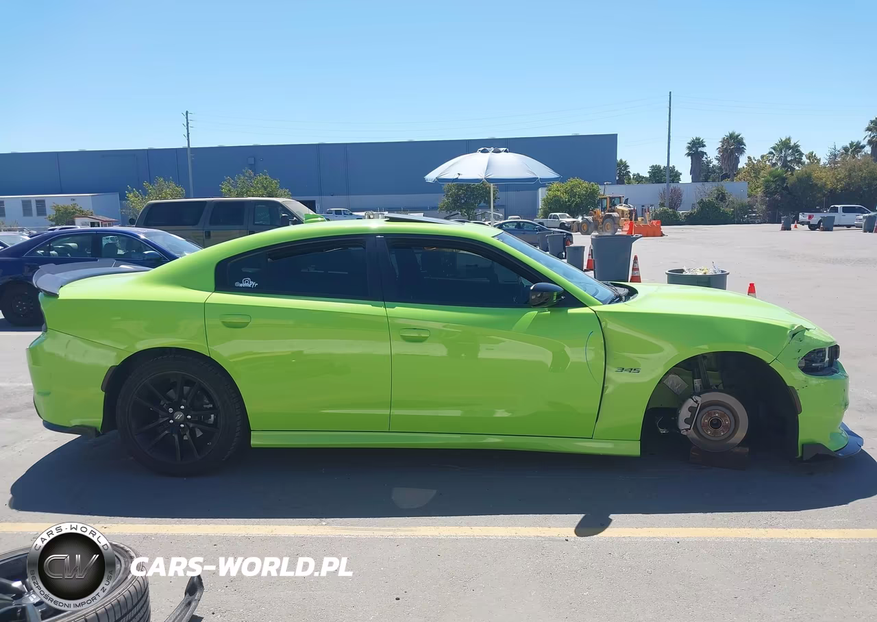 2023 Dodge Charger R-T VIN:2C3CDXCT2PH698119 - 15