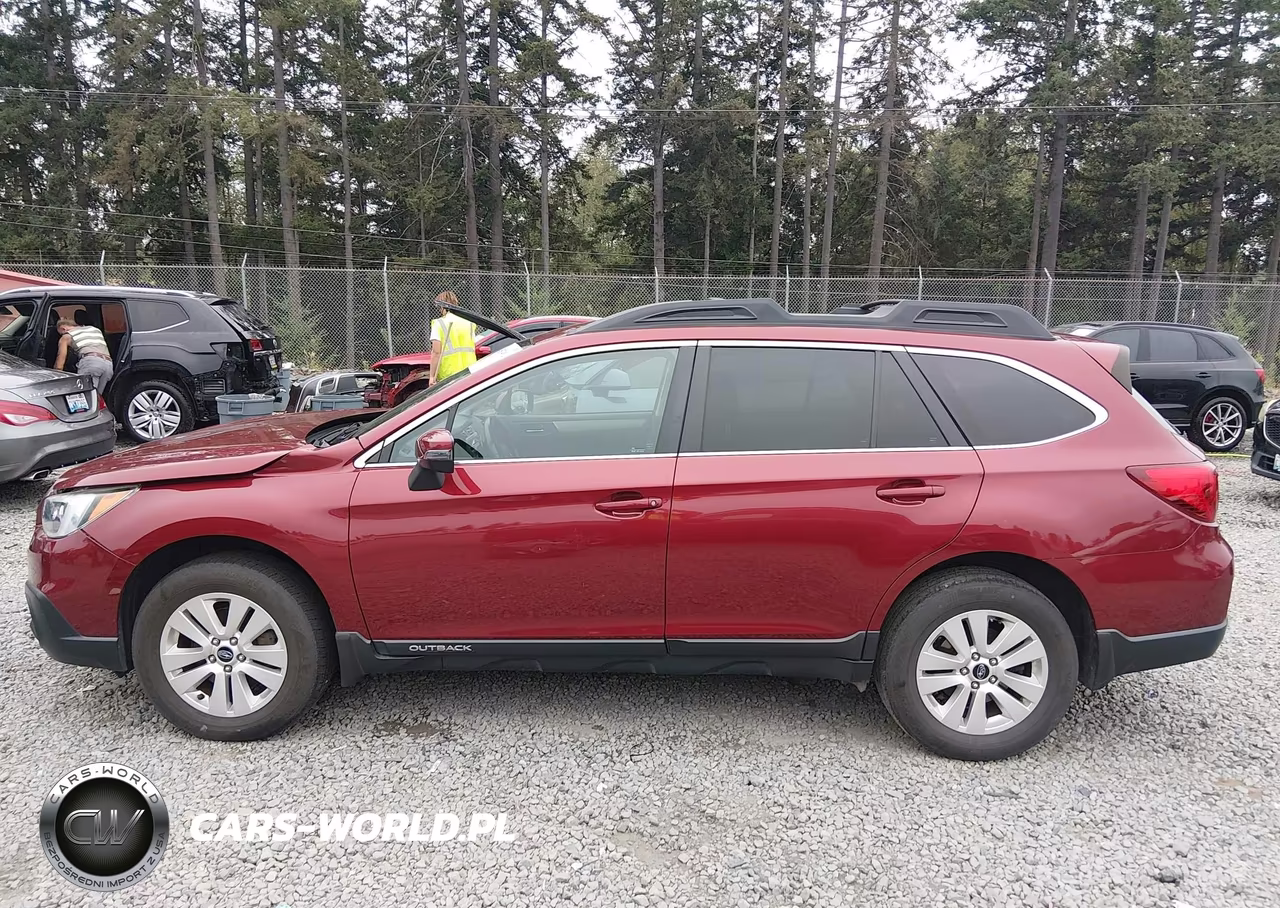 2016 Subaru Outback 2.5I Premium VIN:4S4BSAFC3G3308567 - 14