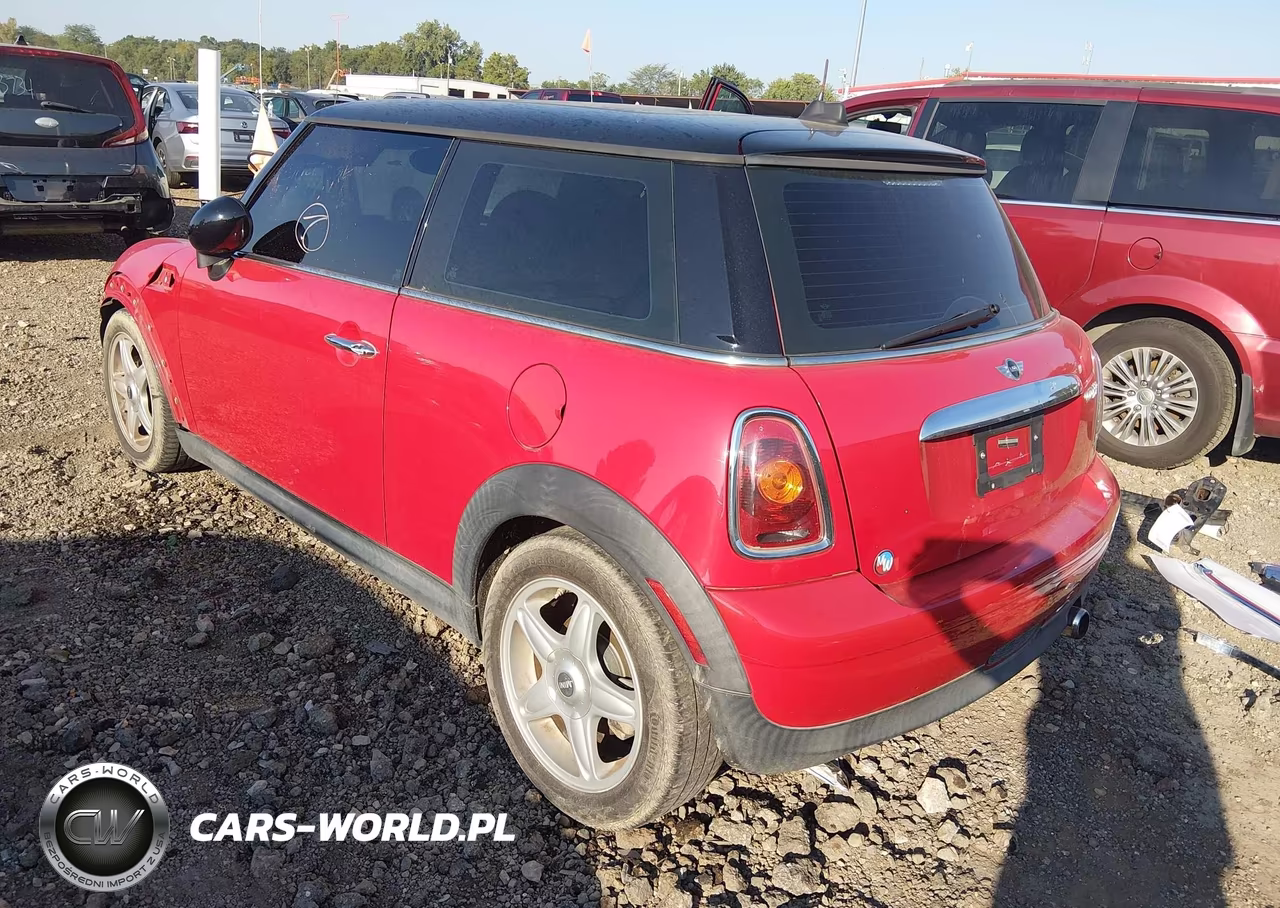 2009 Mini Cooper VIN:WMWMF335X9TW74593 - 3