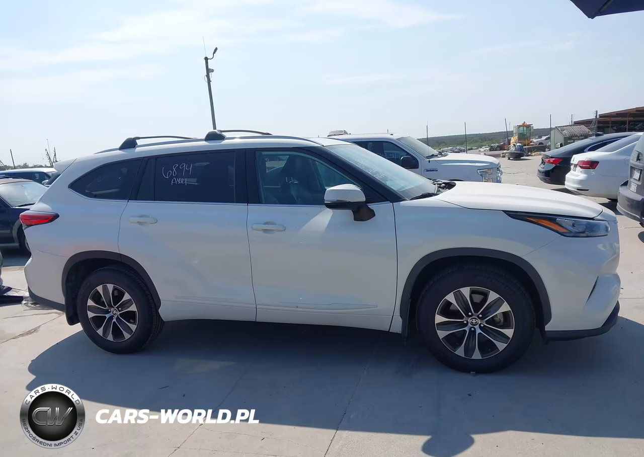 2020 Toyota Highlander Xle VIN:5TDGZRAH4LS500337 - 14