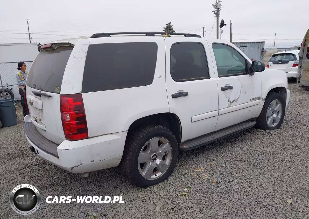 2008 Chevrolet Tahoe Ls VIN:1GNFC13C98R111223 - 4