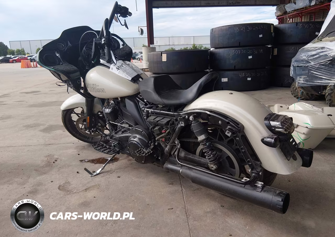 2023 Harley-Davidson Fltrxst VIN:1HD1ACL17PB639819 - 3