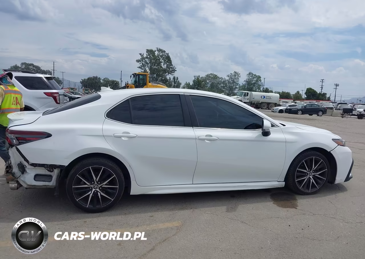 2021 Toyota Camry Se VIN:4T1T11AK5MU426308 - 14