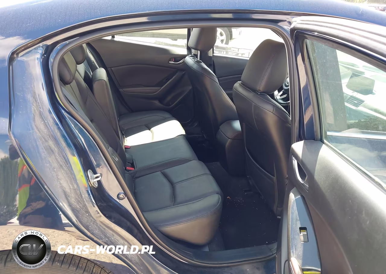 2018 Mazda Mazda3 Touring VIN:3MZBN1V34JM172773 - 8