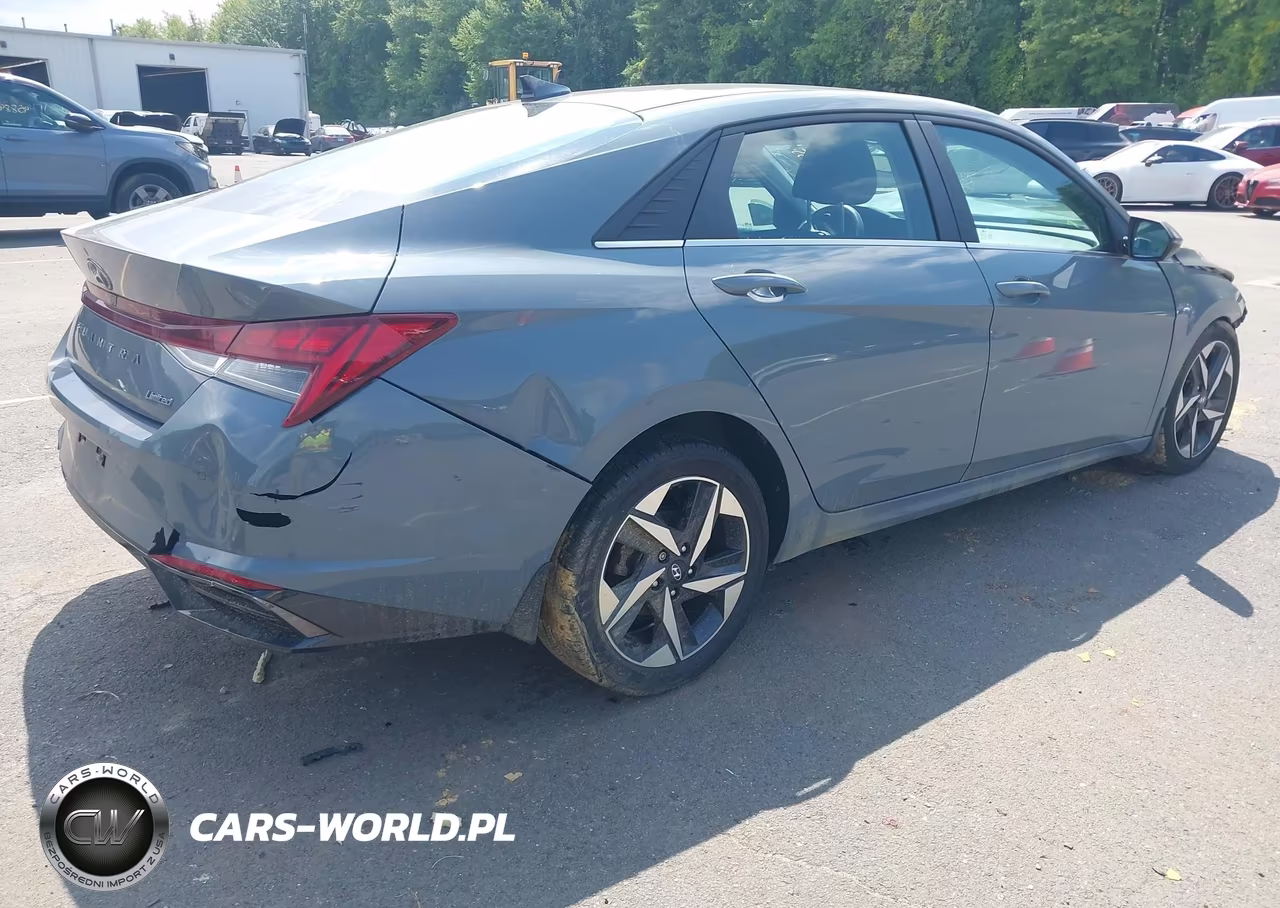 2022 Hyundai Elantra Limited VIN:KMHLP4AG5NU228924 - 4