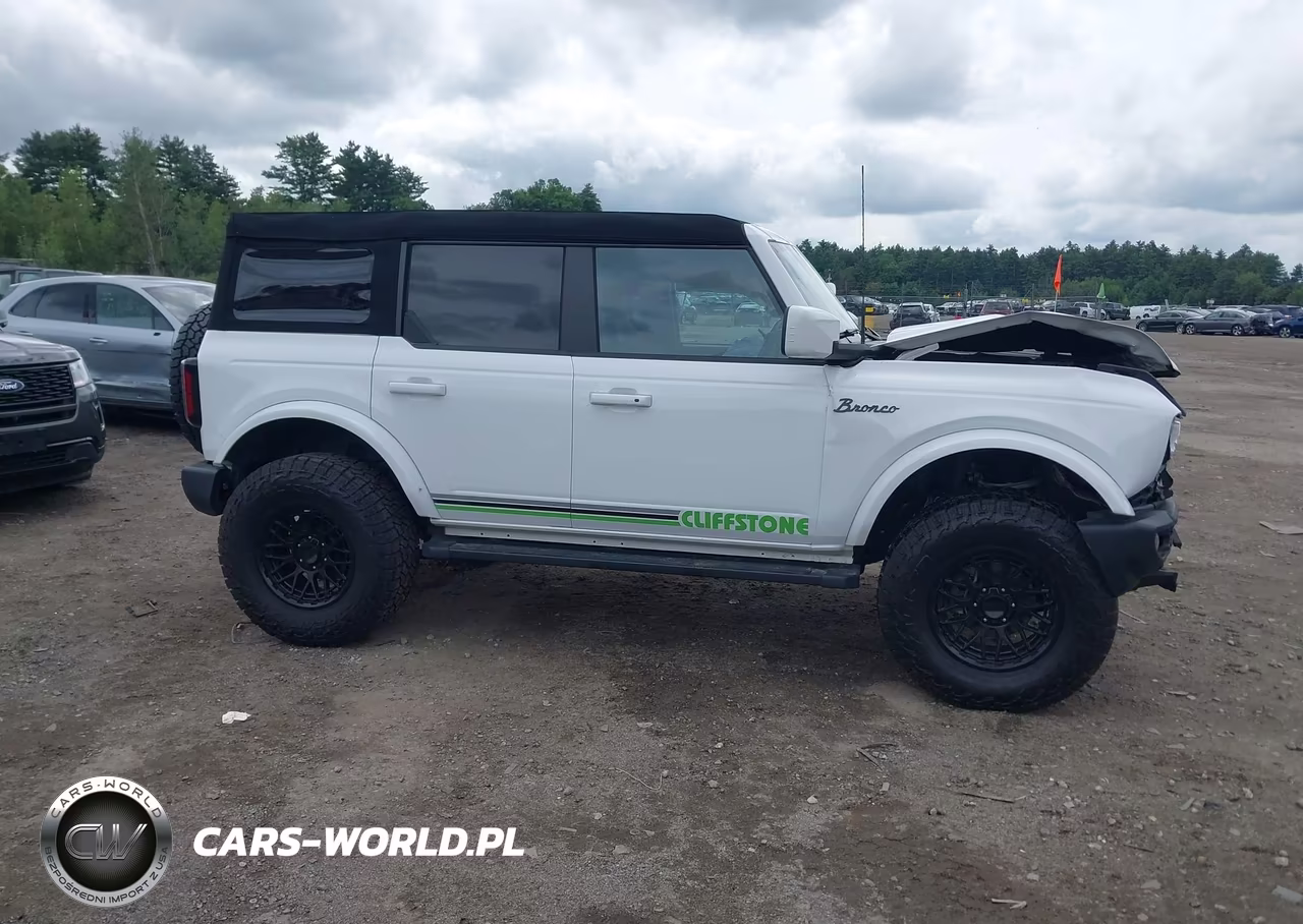 2024 Ford Bronco Outer Banks VIN:1FMEE8BP4RLA25751 - 13
