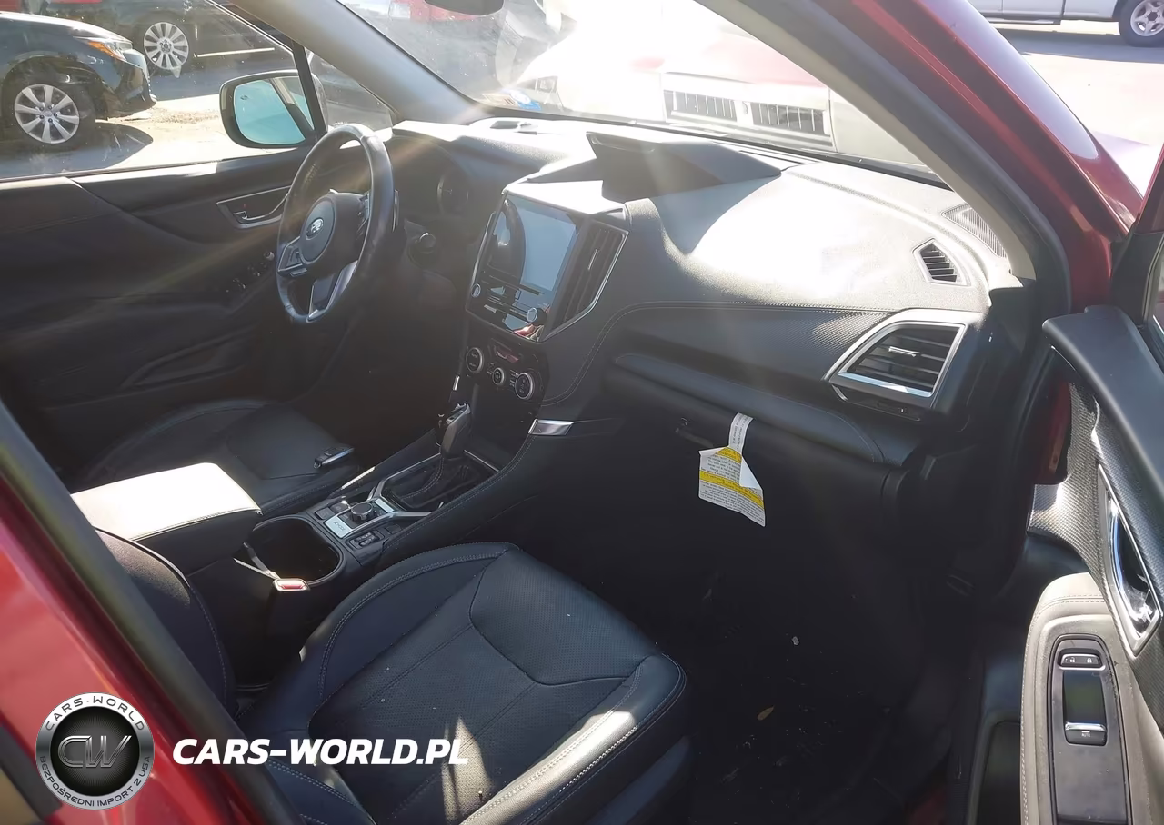 2020 Subaru Forester Touring VIN:JF2SKAXCXLH406982 - 5