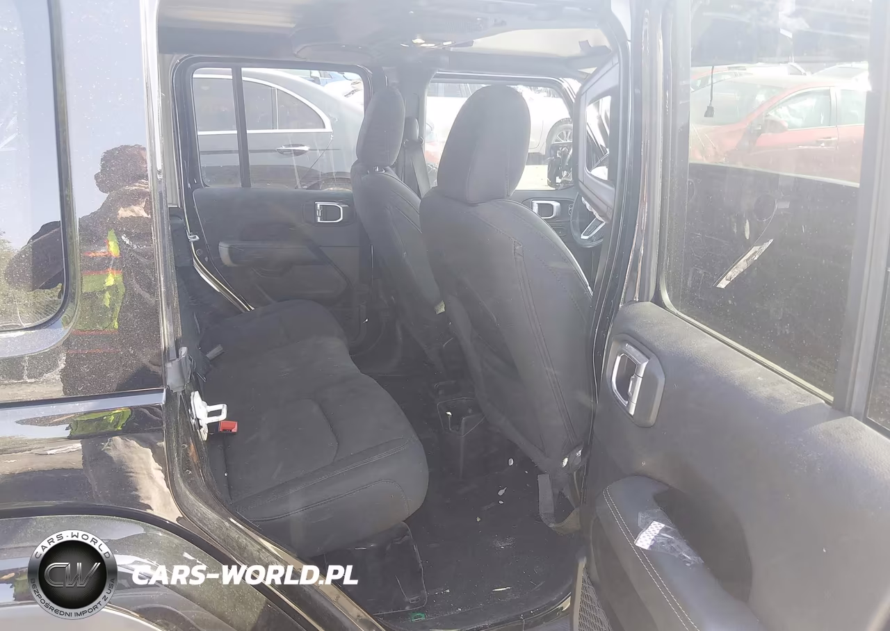 2021 Jeep Wrangler Unlimited Sahara VIN:1C4HJXEN8MW539773 - 8