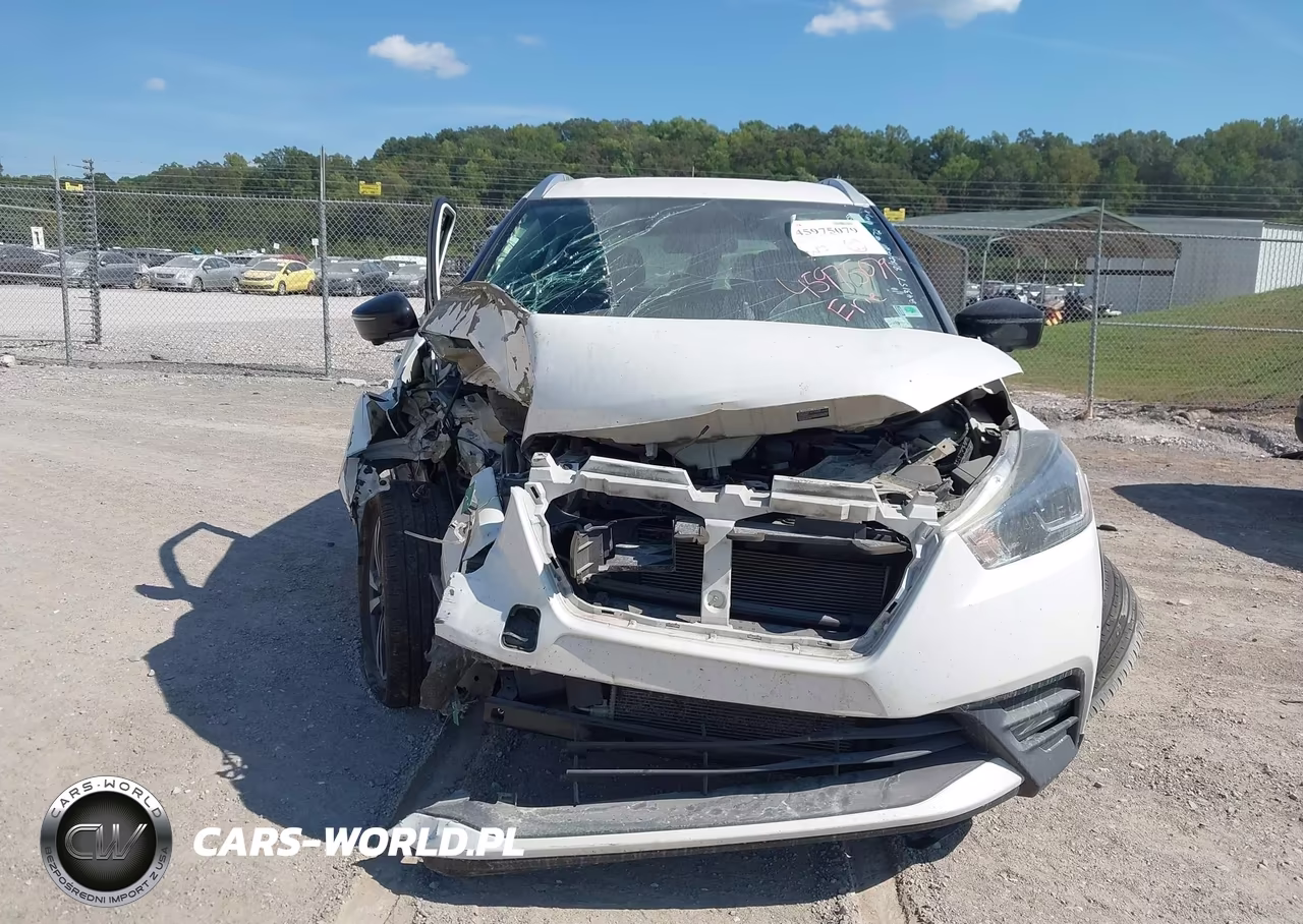 2018 Nissan Kicks Sr VIN:3N1CP5CU6JL538942 - 12