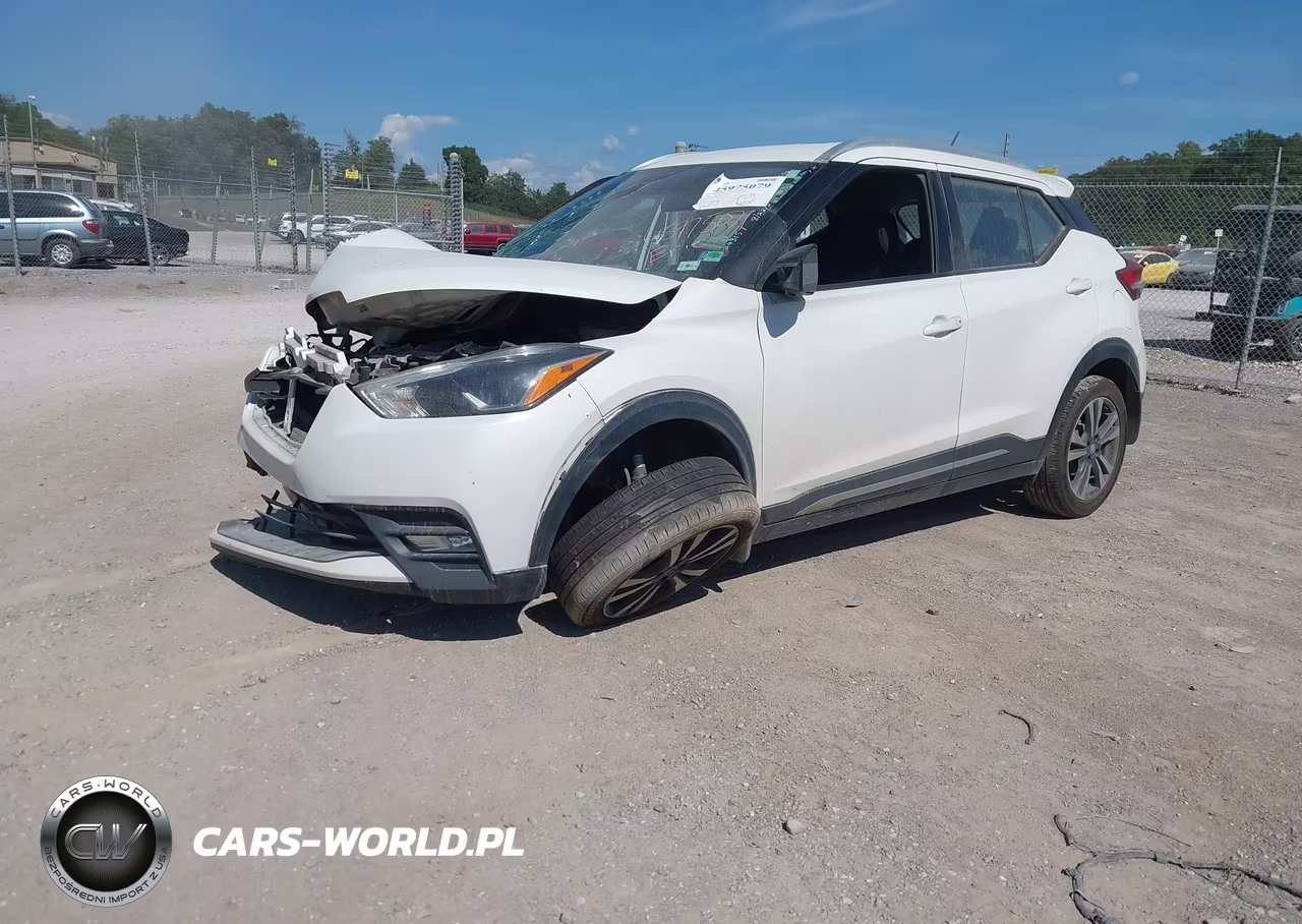 2018 Nissan Kicks Sr VIN:3N1CP5CU6JL538942 - 2