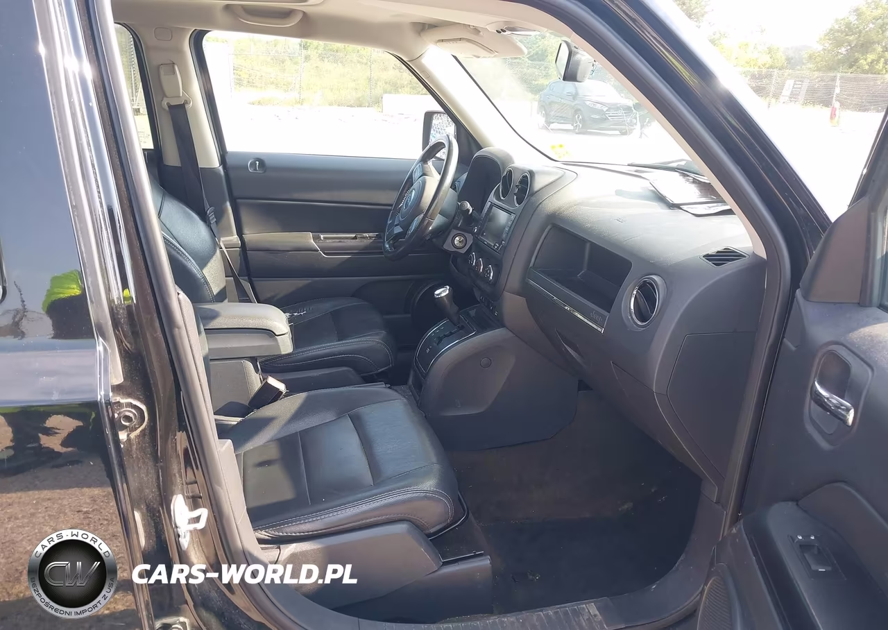 2016 Jeep Patriot High Altitude Edition VIN:1C4NJRFB4GD784332 - 5
