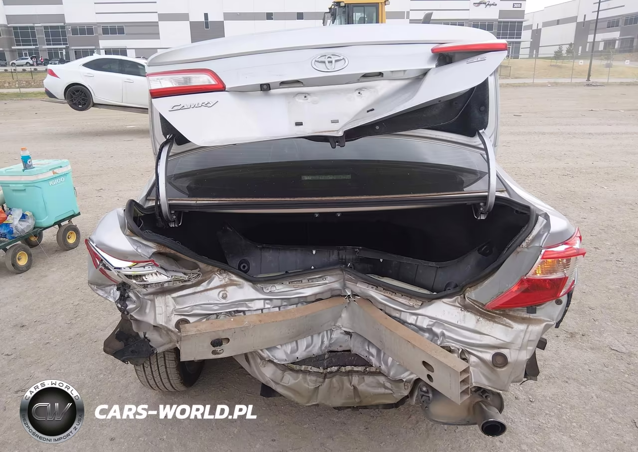 2014 Toyota Camry Se Sport VIN:4T1BF1FK4EU839196 - 16
