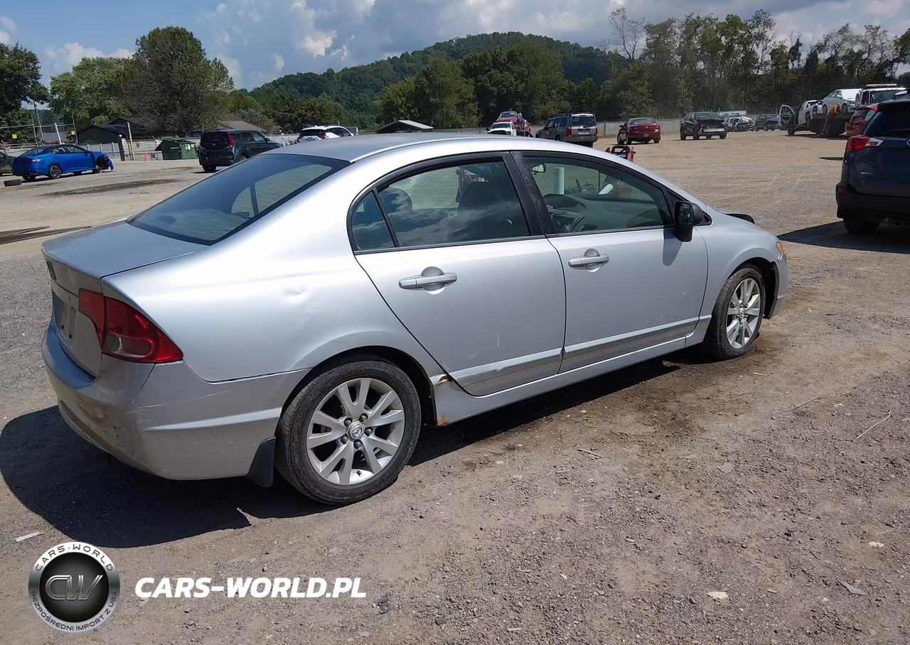 2007 Honda Civic Lx VIN:2HGFA15547H311259 - 4