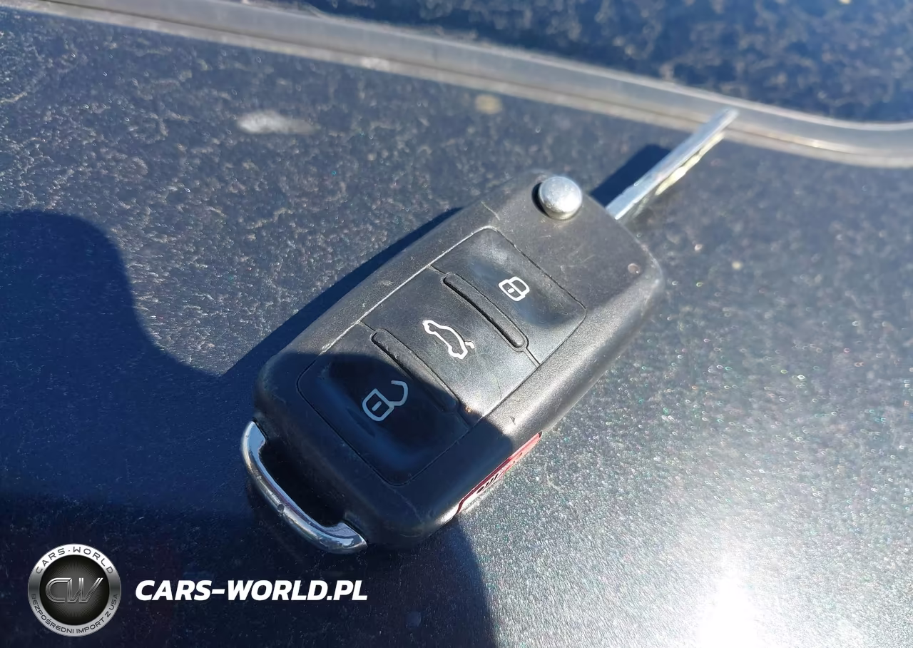 2012 Volkswagen Gti 4-Door VIN:WVWHD7AJ3CW158003 - 11