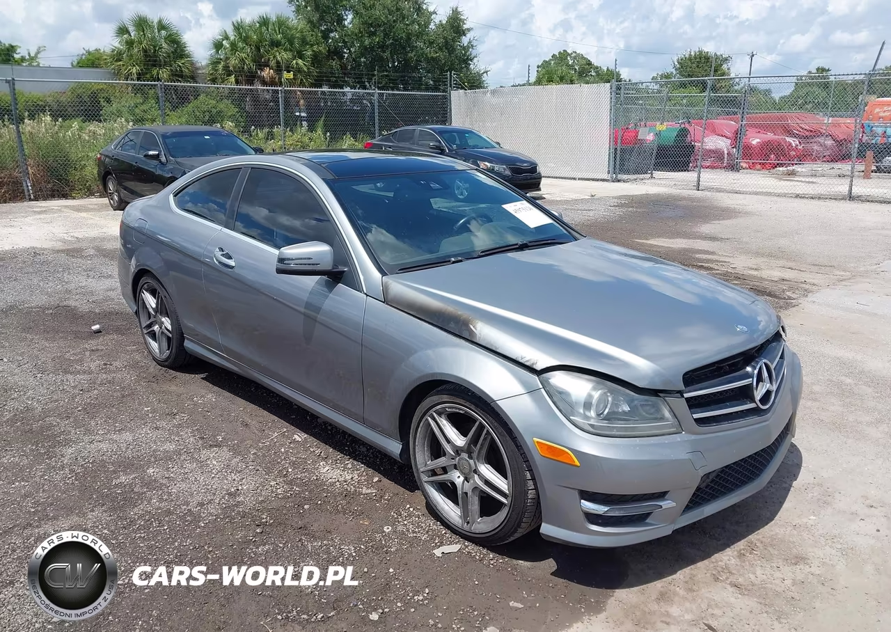 2015 Mercedes-Benz C 250