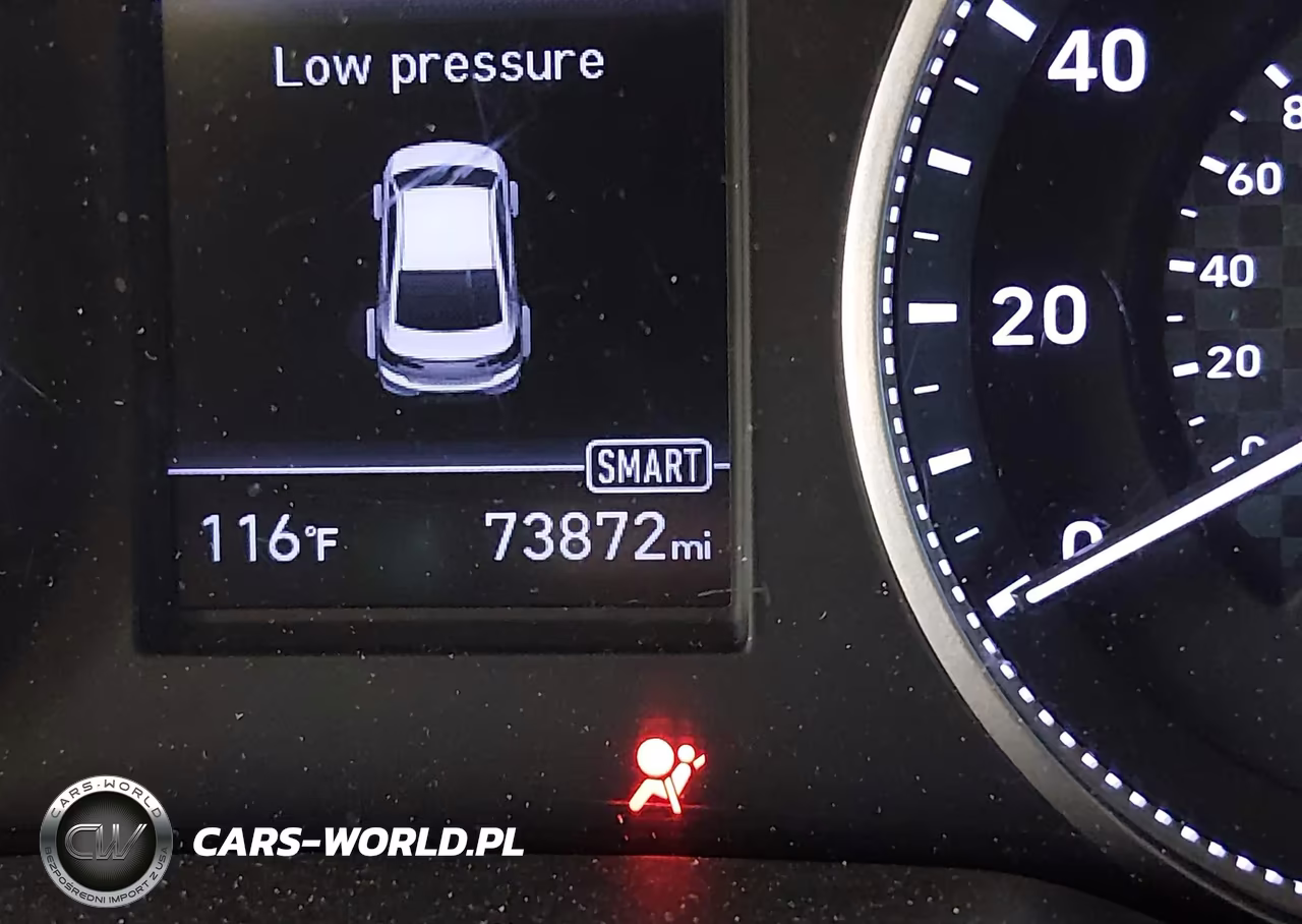 2020 Hyundai Elantra Sel VIN:5NPD84LF0LH533510 - 16
