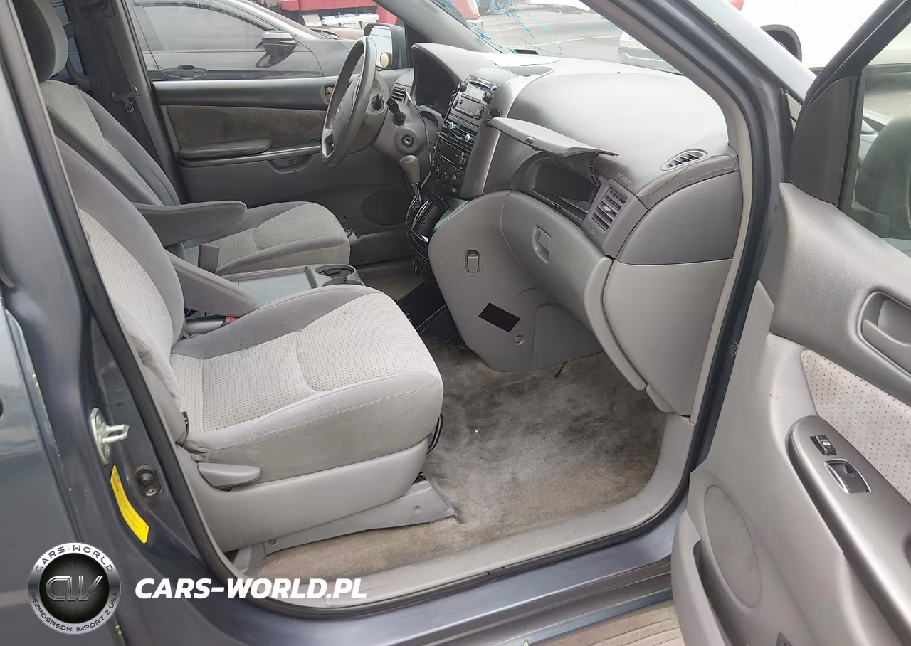 2010 Toyota Sienna Le VIN:5TDKK4CC4AS293609 - 5