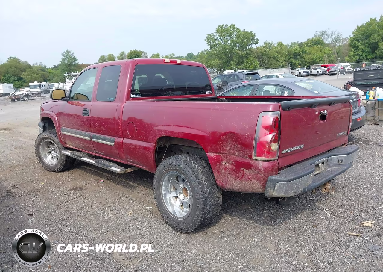 2005 Chevrolet Silverado 1500 Z71 VIN:1GCEK19B15E241604 - 3