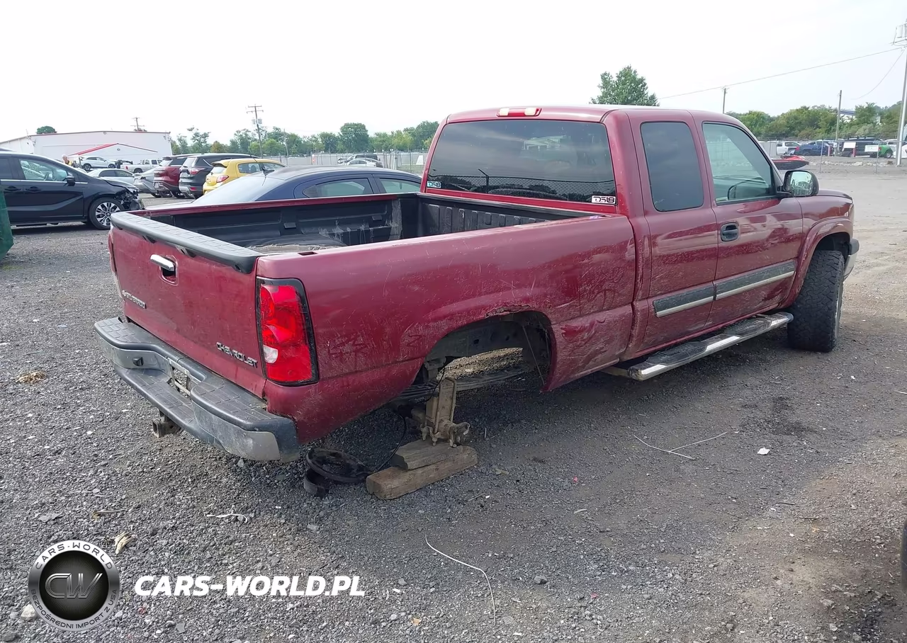 2005 Chevrolet Silverado 1500 Z71 VIN:1GCEK19B15E241604 - 4