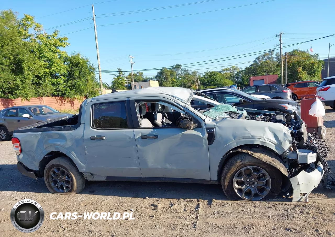 2024 Ford Maverick Xlt VIN:3FTTW8J91RRB71831 - 13