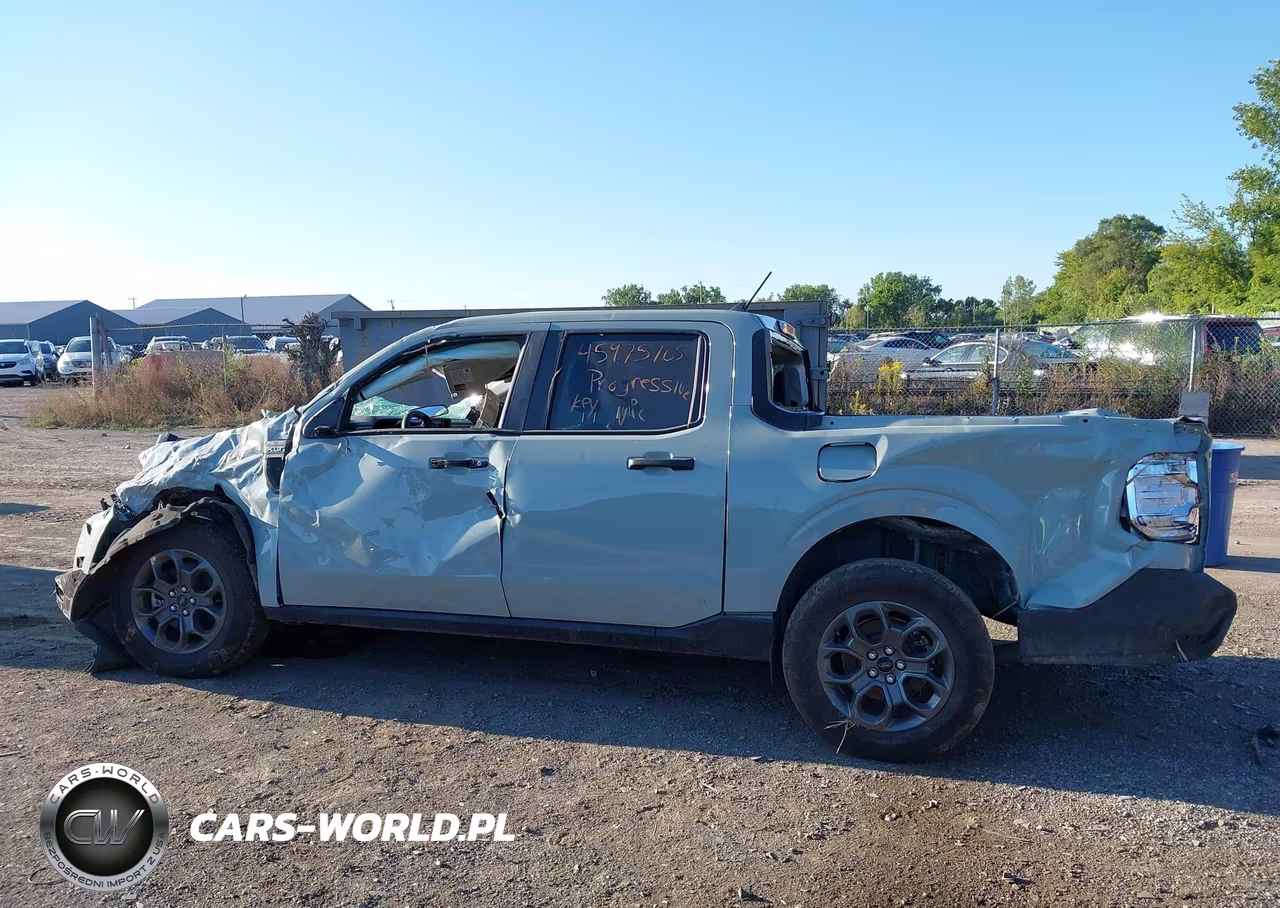 2024 Ford Maverick Xlt VIN:3FTTW8J91RRB71831 - 14