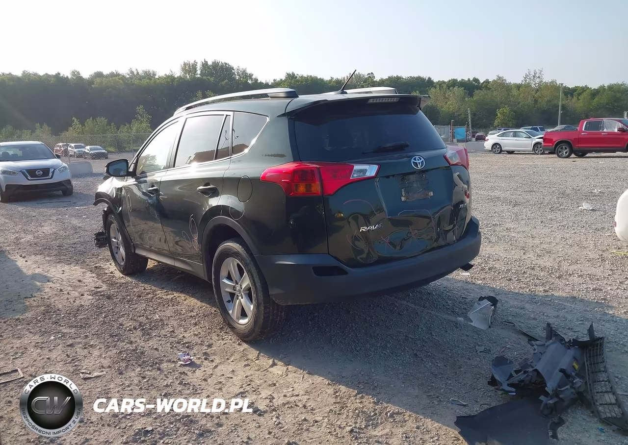 2013 Toyota Rav4 Xle VIN:2T3WFREV2DW052992 - 3