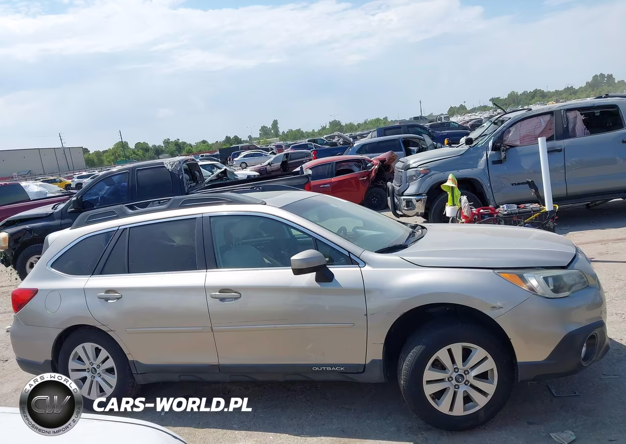 2015 Subaru Outback 2.5I Premium VIN:4S4BSBEC5F3216561 - 13