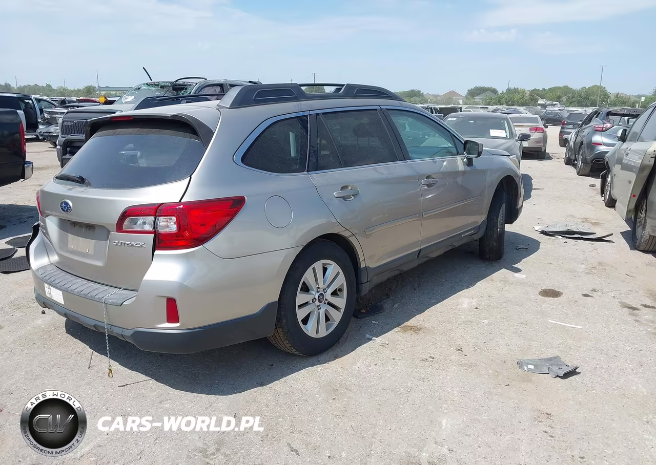 2015 Subaru Outback 2.5I Premium VIN:4S4BSBEC5F3216561 - 4