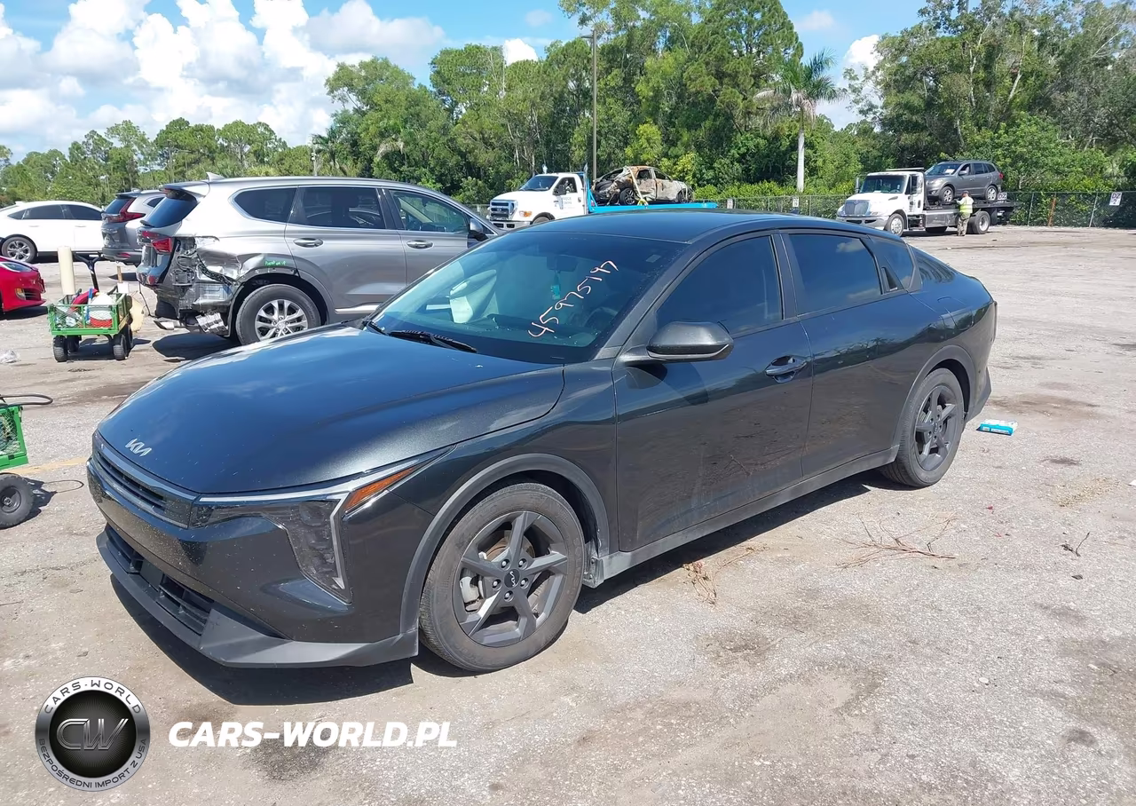 2025 Kia K4 Lxs VIN:3KPFT4DE8SE026970 - 2