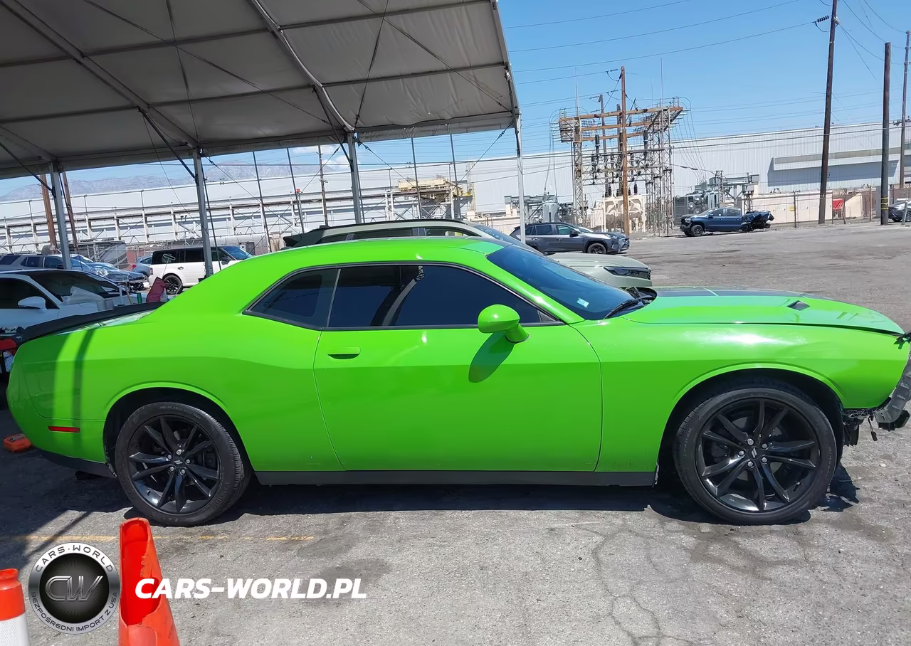 2017 Dodge Challenger Sxt VIN:2C3CDZAG6HH592646 - 14