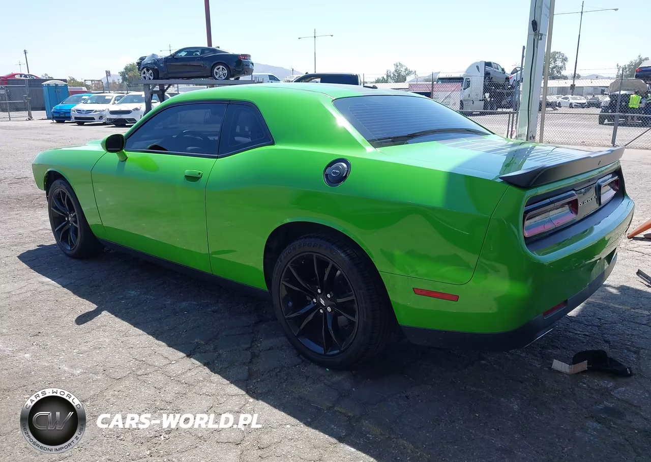 2017 Dodge Challenger Sxt VIN:2C3CDZAG6HH592646 - 3