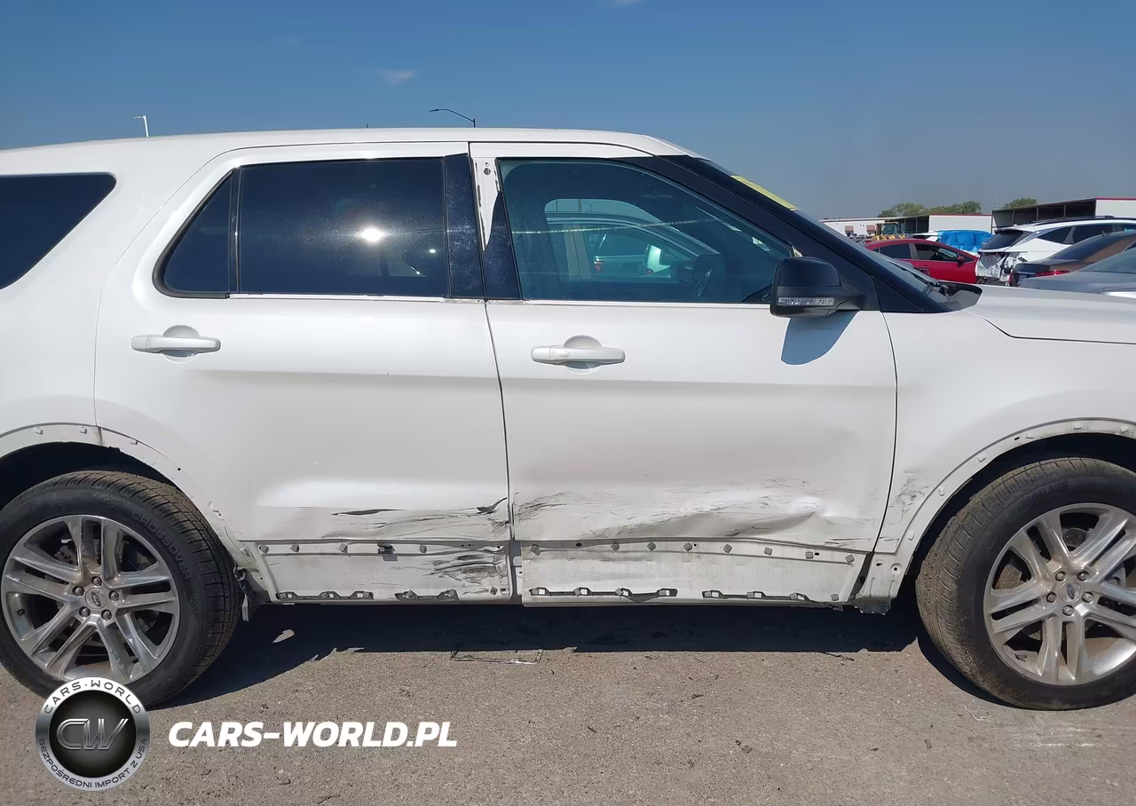 2017 Ford Explorer Xlt VIN:1FM5K8D88HGA09879 - 13