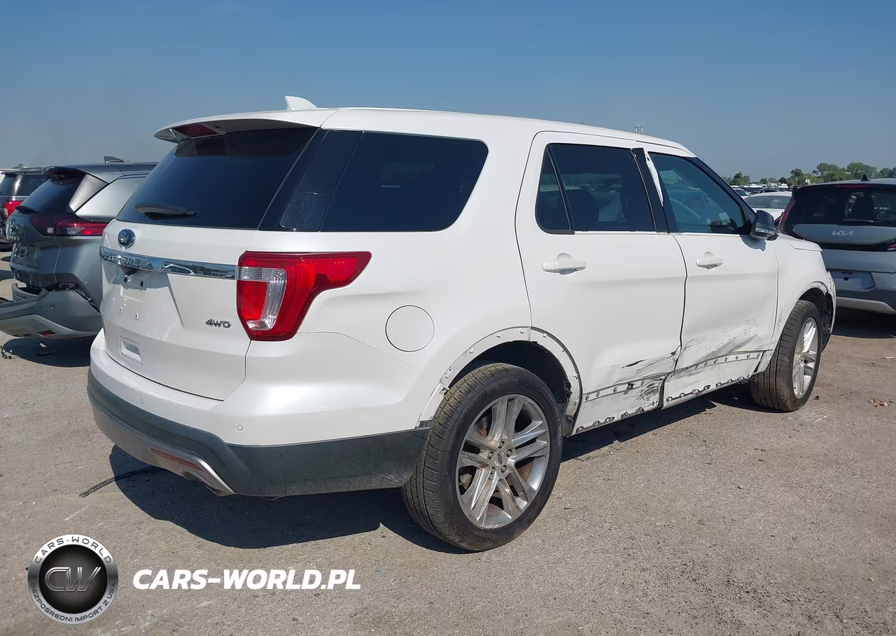 2017 Ford Explorer Xlt VIN:1FM5K8D88HGA09879 - 4