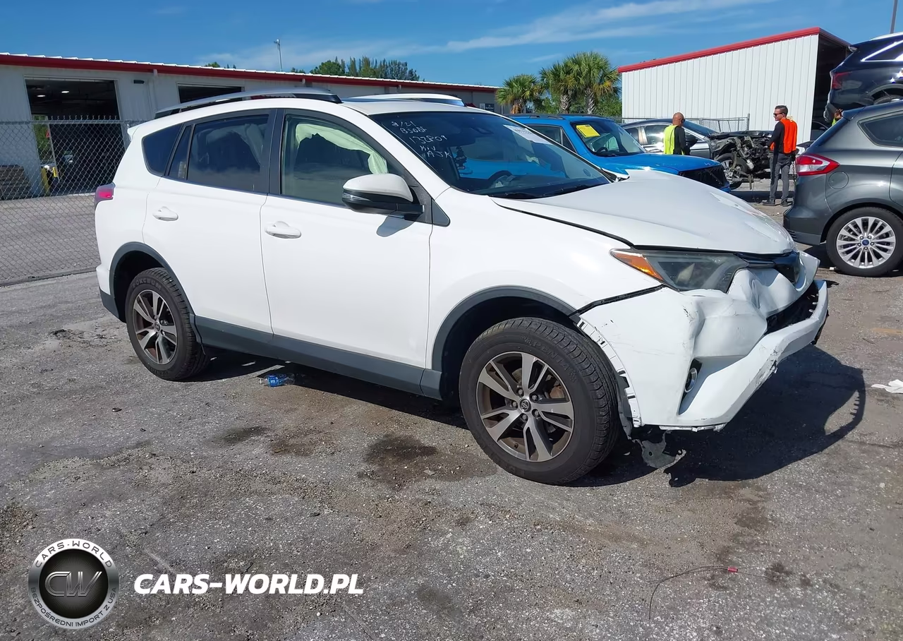 2018 Toyota Rav4 Xle VIN:JTMWFREV1JD132809 - 1