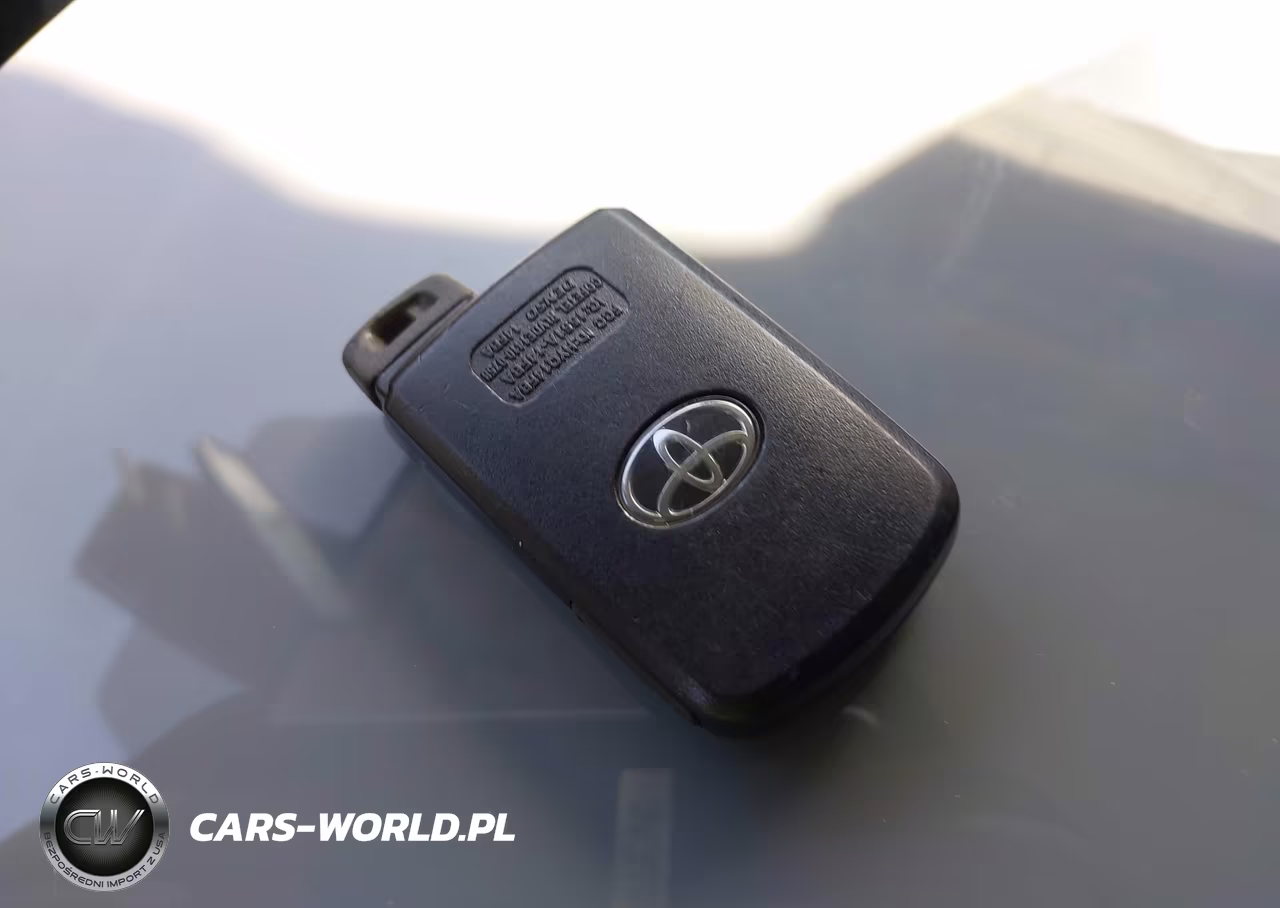2018 Toyota Rav4 Xle VIN:JTMWFREV1JD132809 - 11