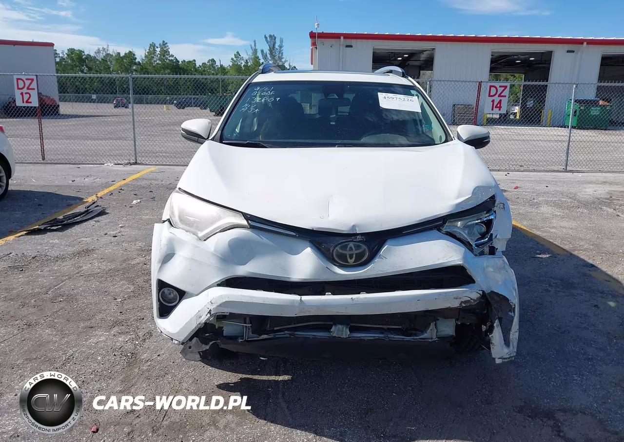 2018 Toyota Rav4 Xle VIN:JTMWFREV1JD132809 - 12