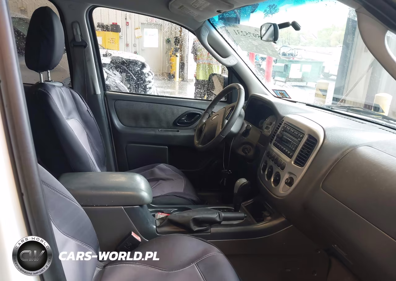 2006 Ford Escape Hybrid VIN:1FMYU96HX6KC63663 - 5