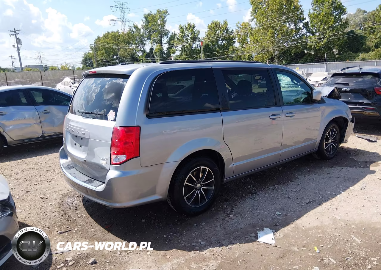2019 Dodge Grand Caravan Gt VIN:2C4RDGEG4KR562339 - 4