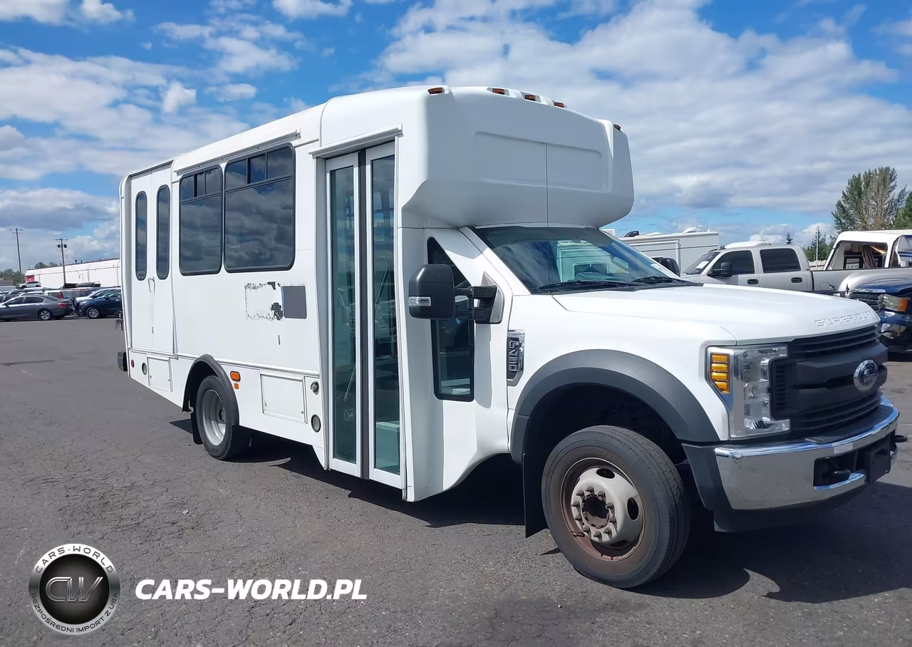 2018 Ford F-450 Chassis Xl