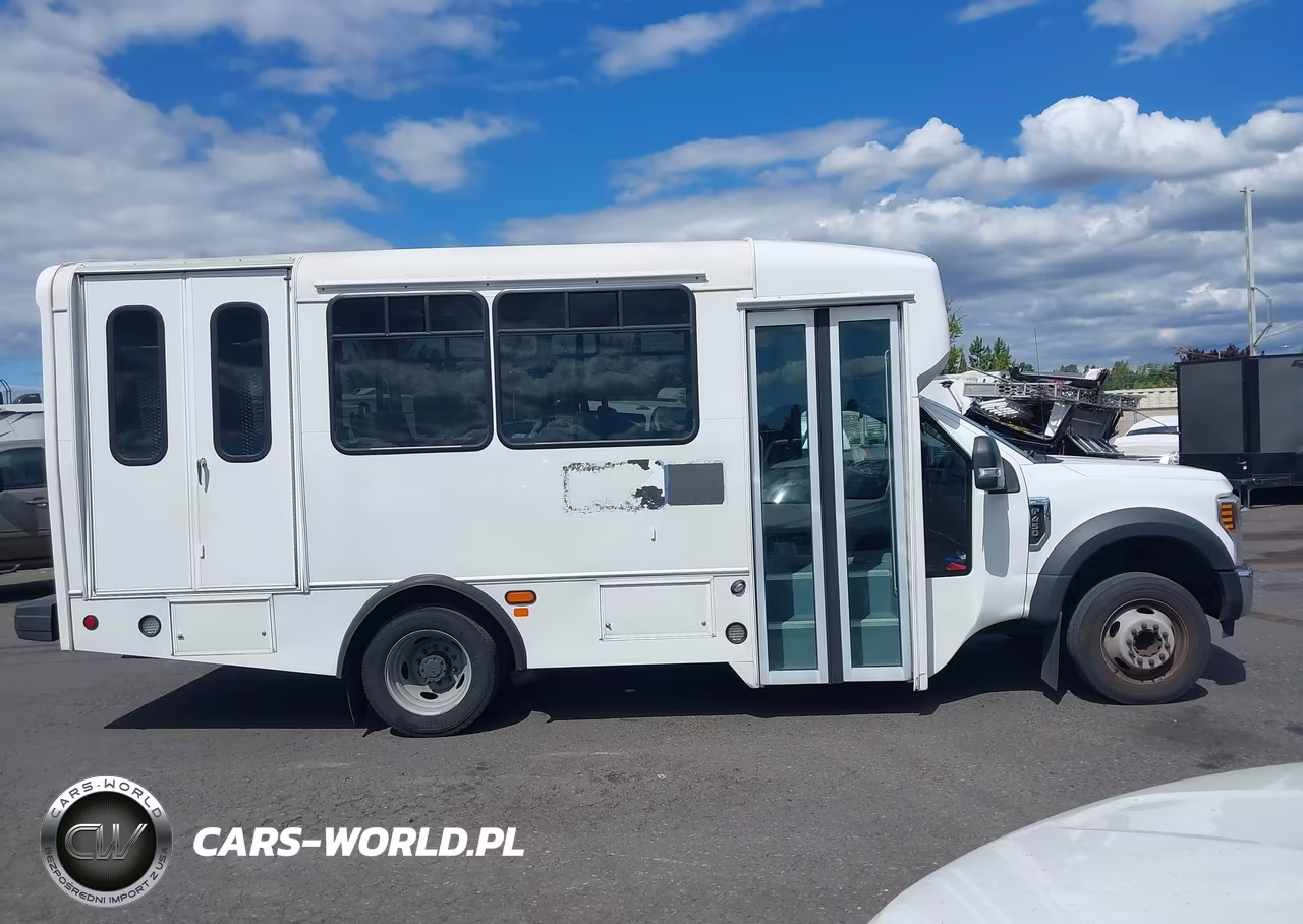 2018 Ford F-450 Chassis Xl VIN:1FDAF4GY5JDA01866 - 13