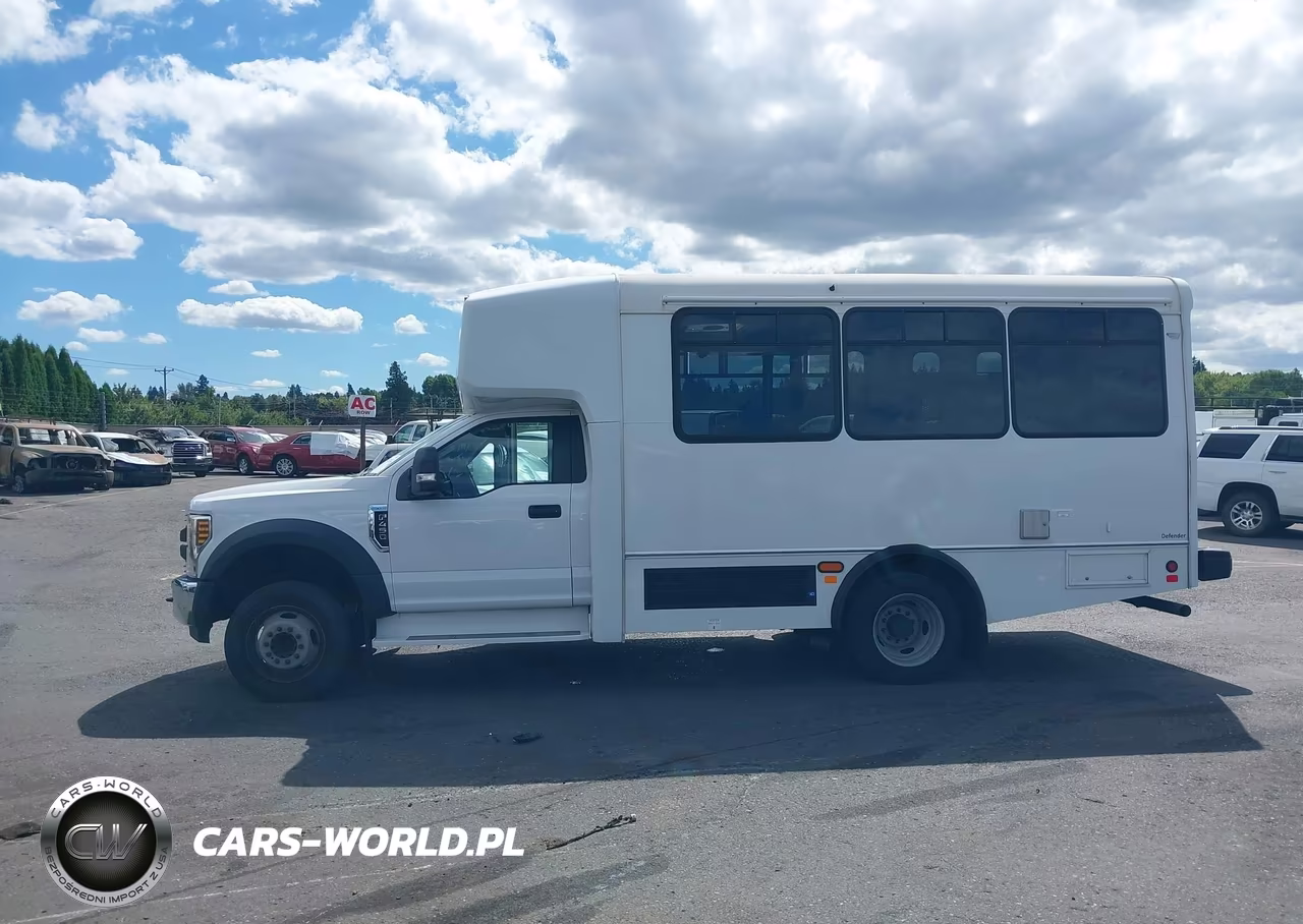 2018 Ford F-450 Chassis Xl VIN:1FDAF4GY5JDA01866 - 14
