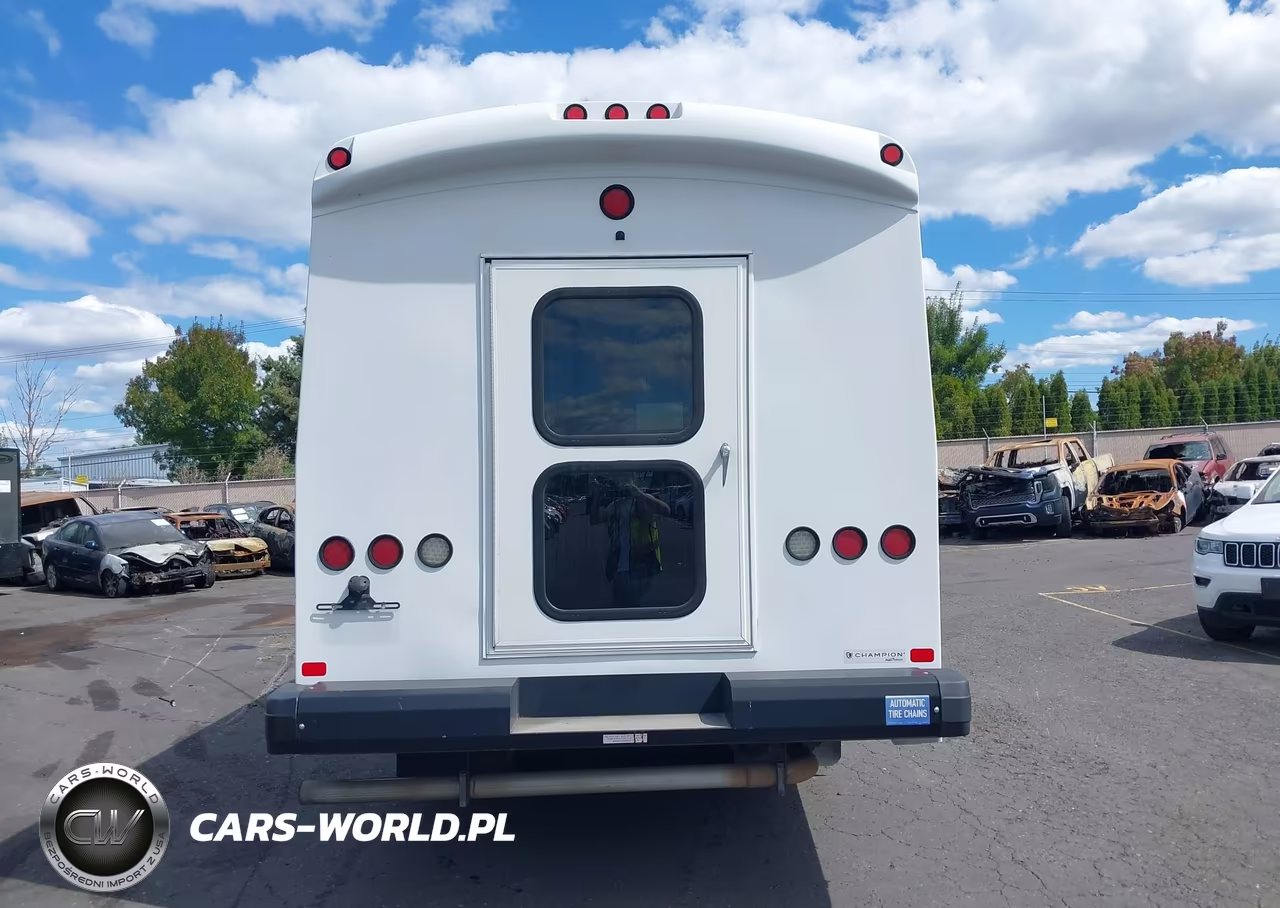 2018 Ford F-450 Chassis Xl VIN:1FDAF4GY5JDA01866 - 16