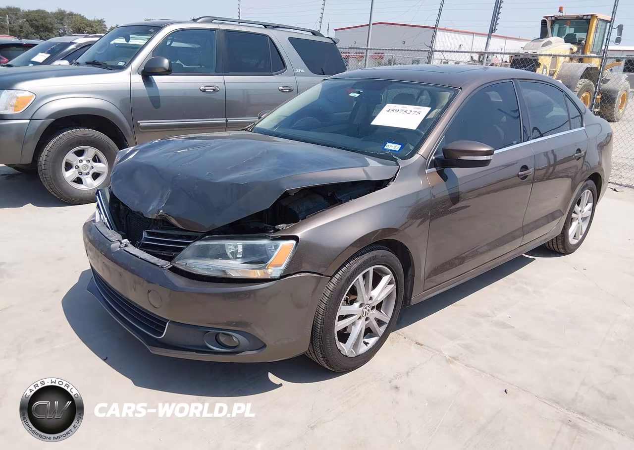 2011 Volkswagen Jetta 2.5L Sel VIN:3VWLX7AJ7BM364082 - 2