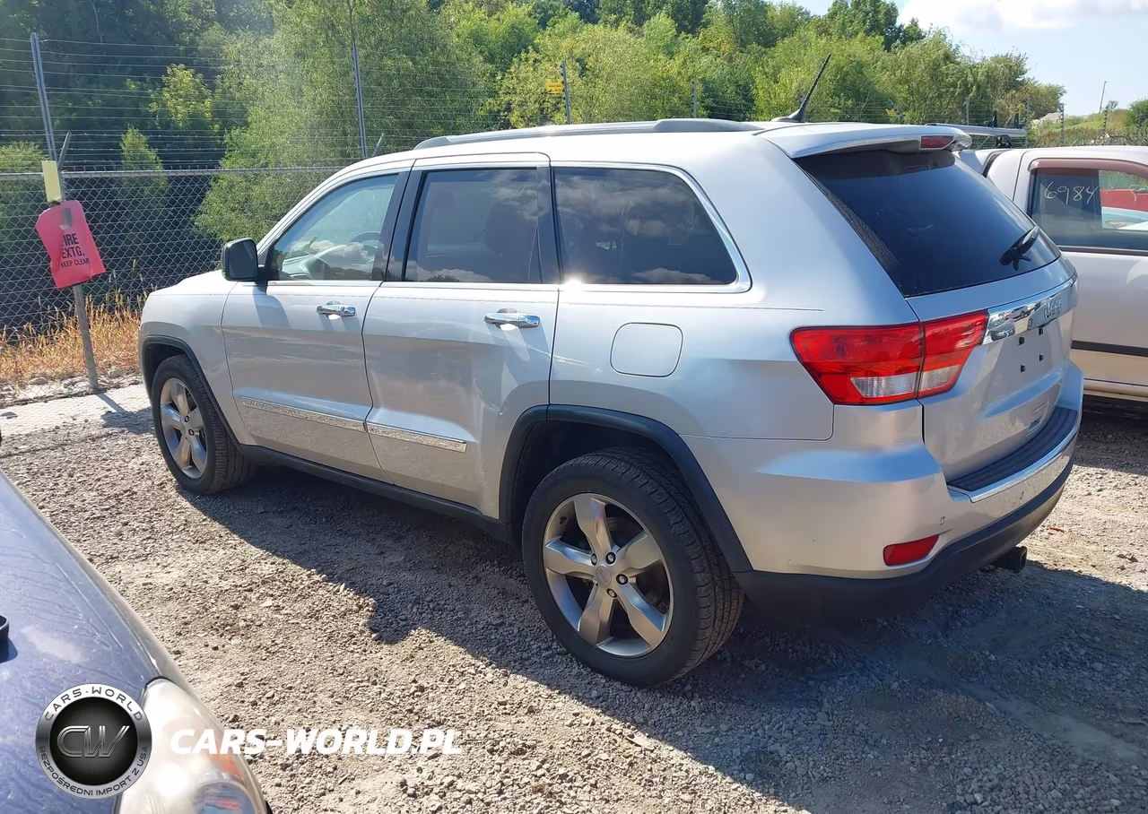 2013 Jeep Grand Cherokee Overland VIN:1C4RJECG1DC621438 - 3